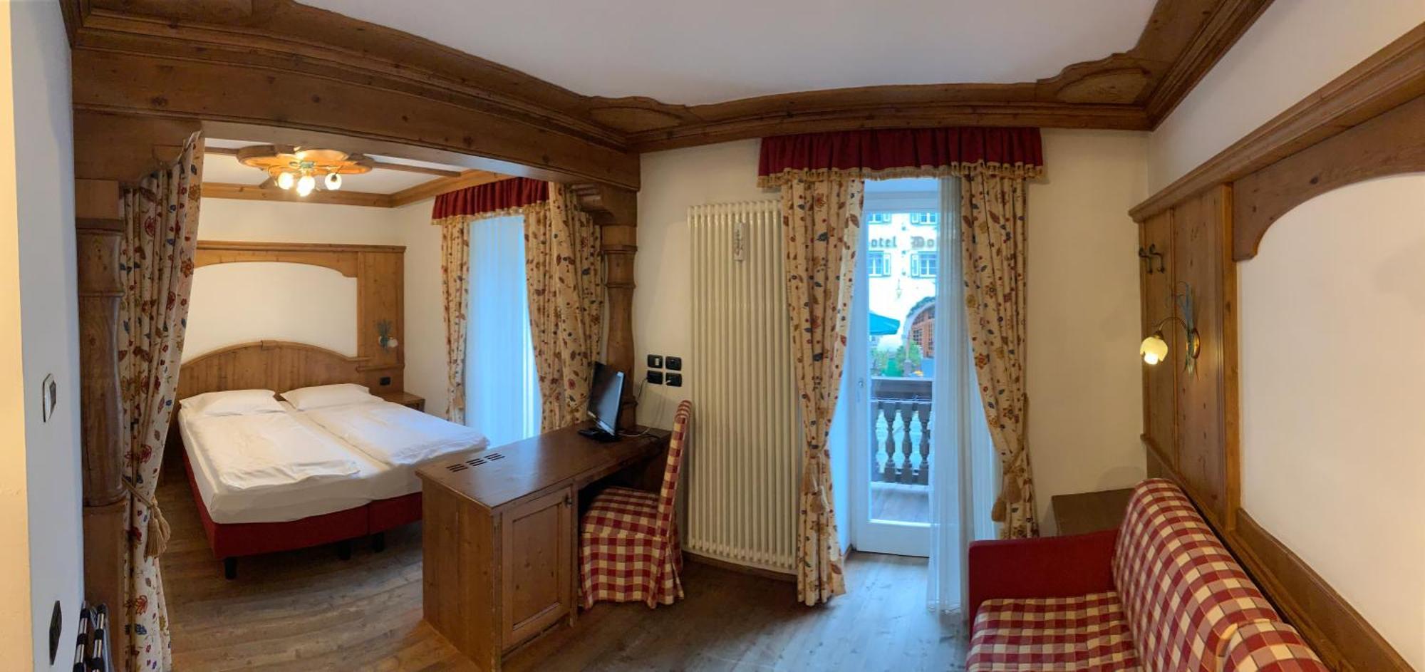 Hotel Laurin Canazei Buitenkant foto